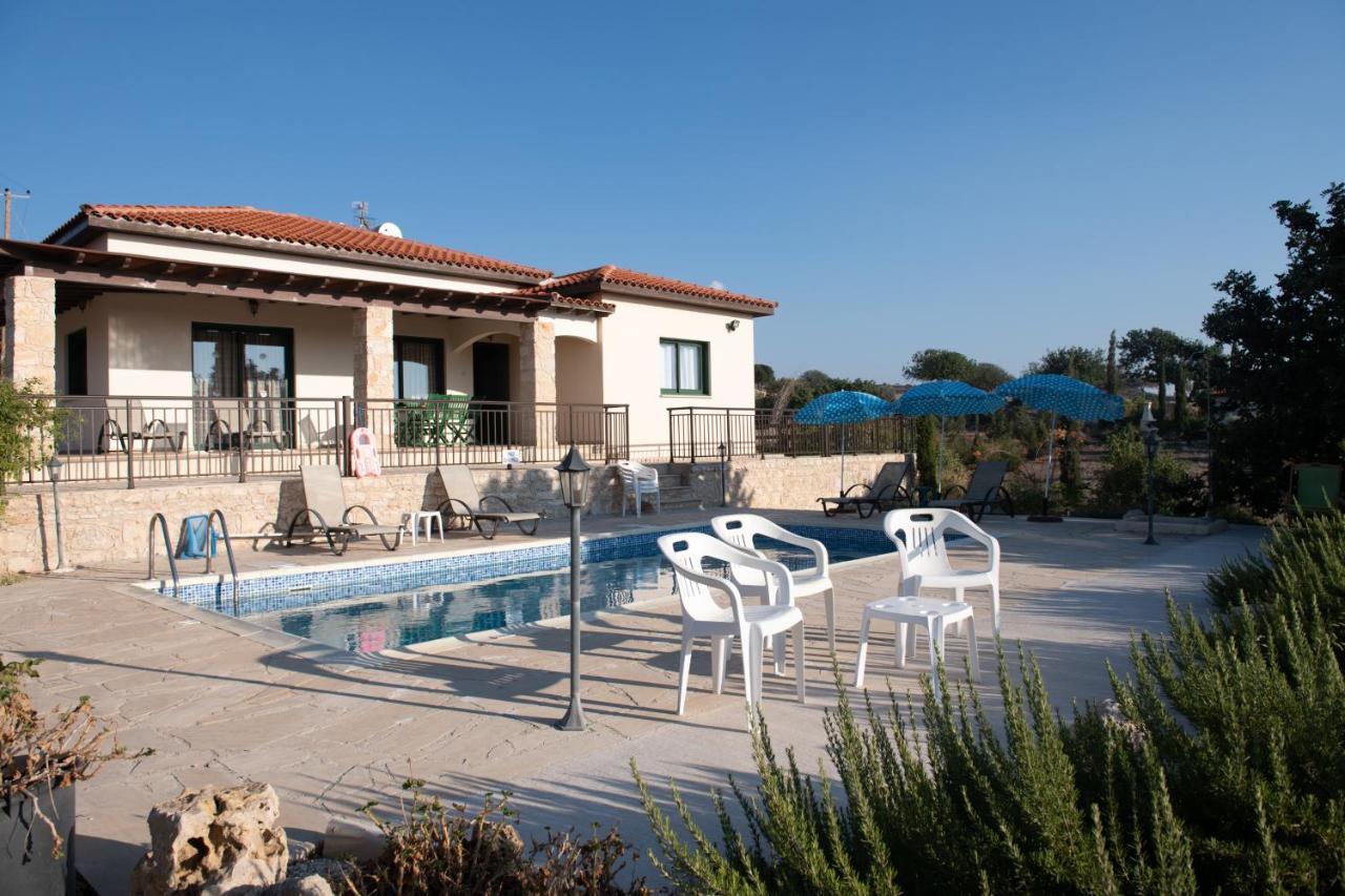 Adonis Villa Coral Bay Exteriör bild