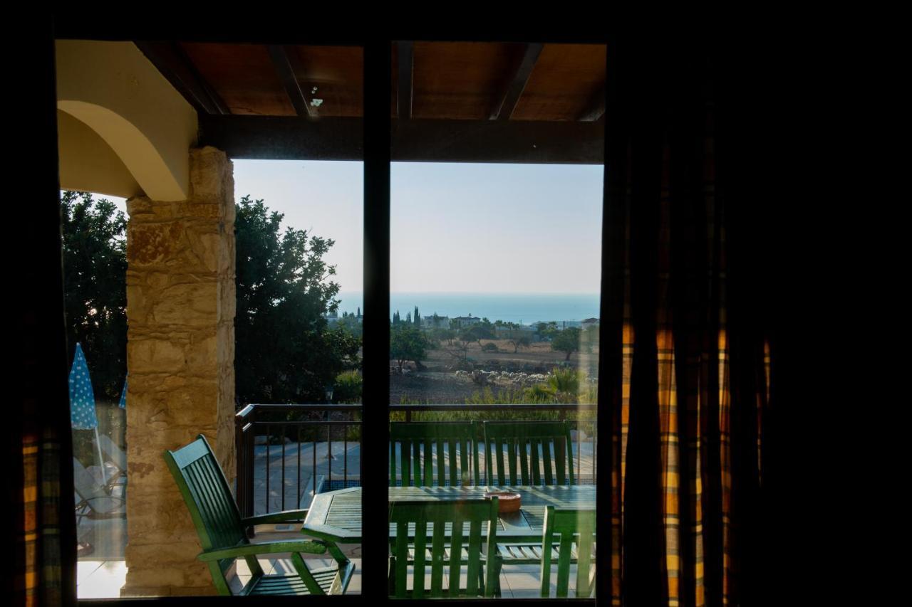 Adonis Villa Coral Bay Exteriör bild
